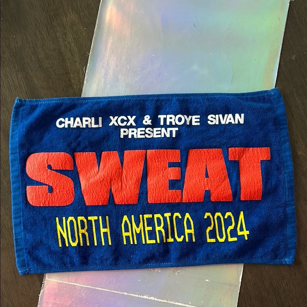 💦 Charli XCX & Troye Sivan Sweat Tour Merch Towel 💦 - Picture 3 of 3